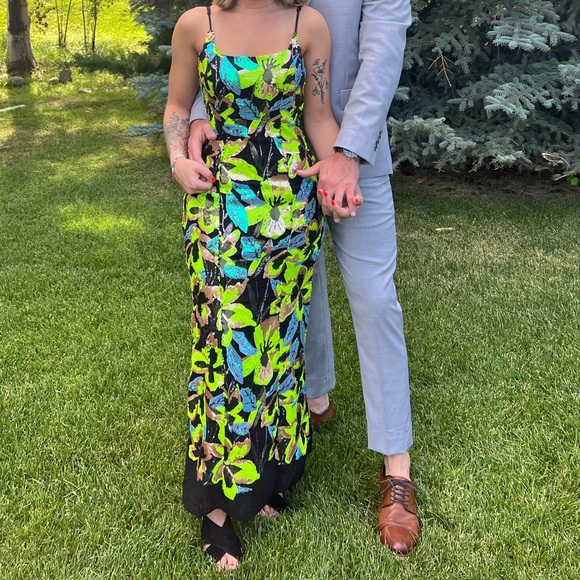 Elliatt Tilda Midi dress - Picture 5 of 6